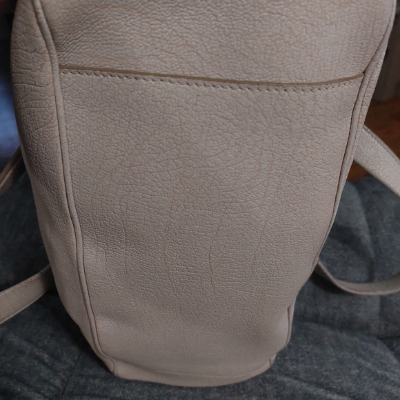 Cèline Leather Handbag - Picture 8 of 16